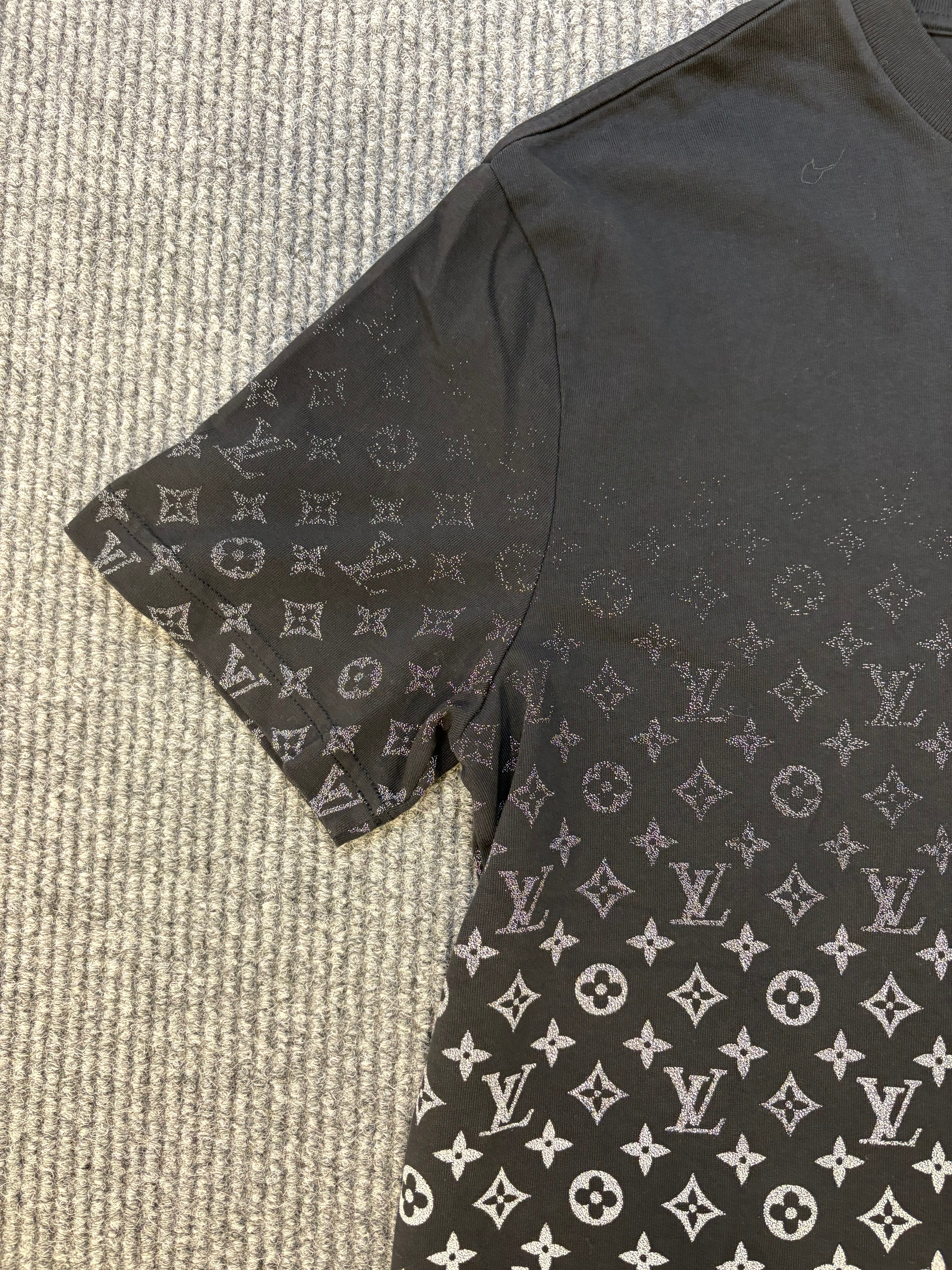 Louis Vuitton Tee Gradient Black M