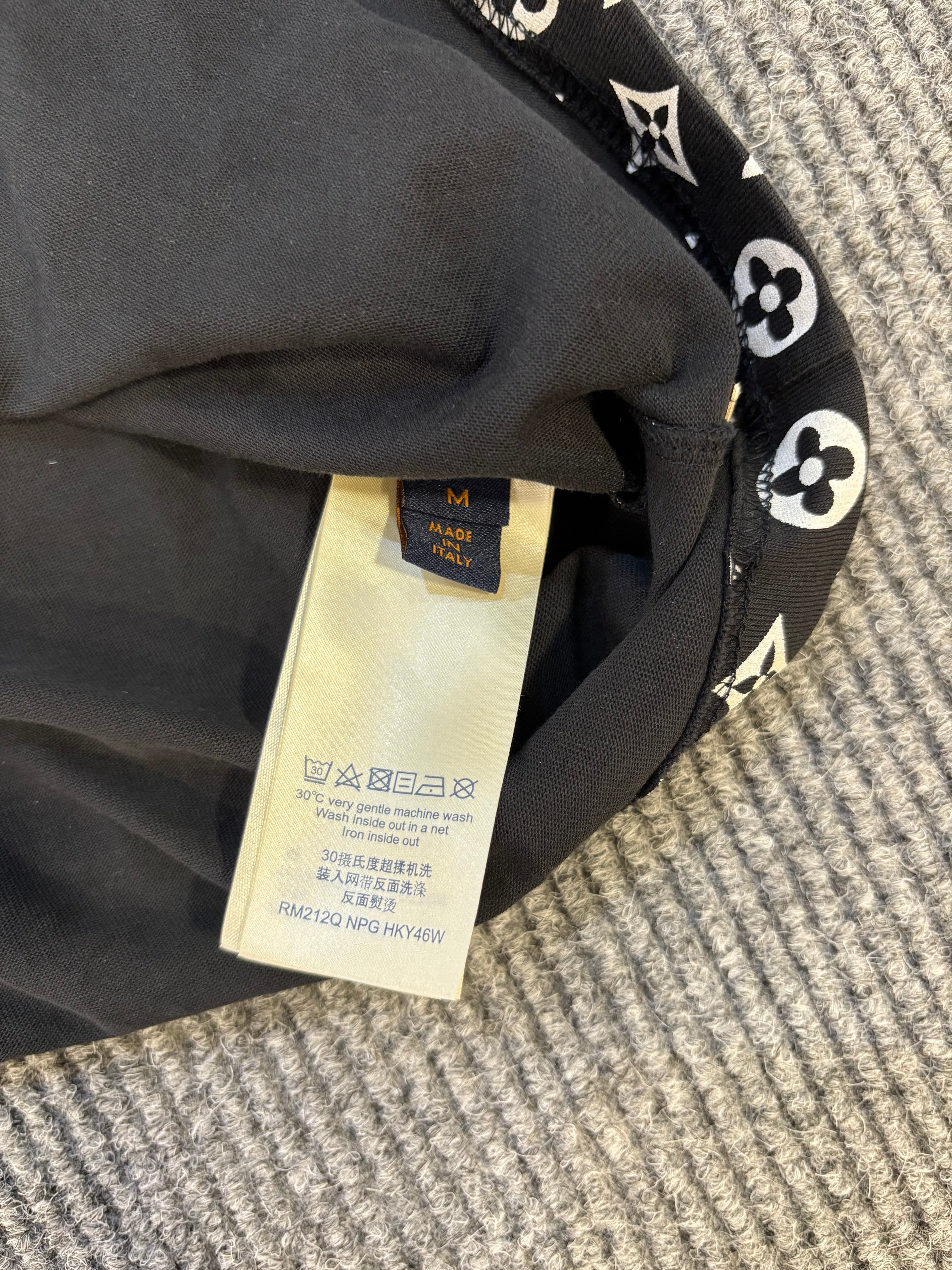 Louis Vuitton Tee Gradient Black M