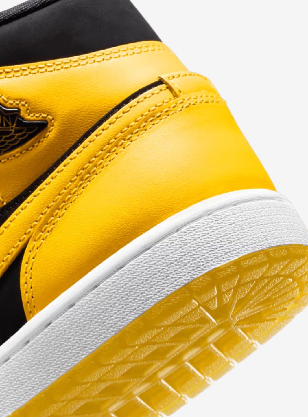 Air Jordan 1 Mid New Love (2025)