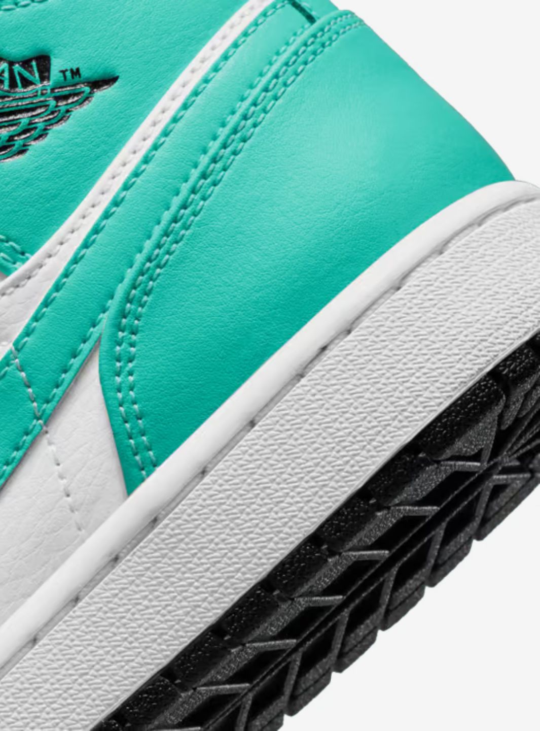 Air Jordan 1 Mid Tropical Twist Igloo