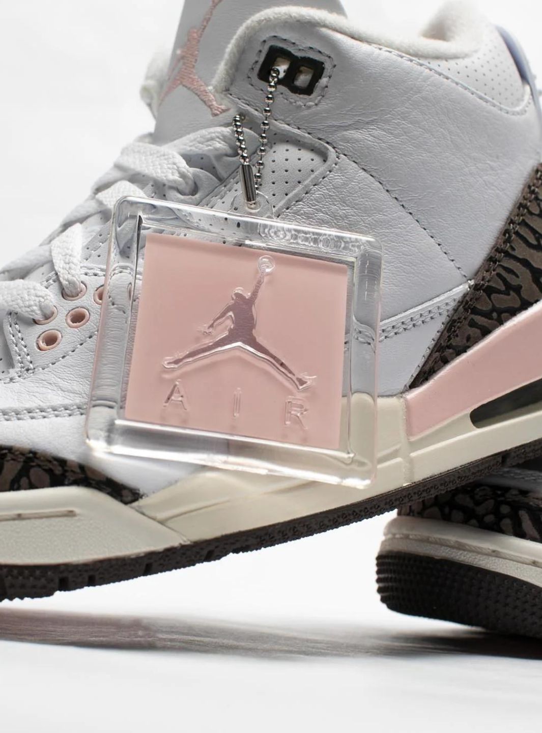 Air Jordan 3 Dark Mocha (Neapolitan)