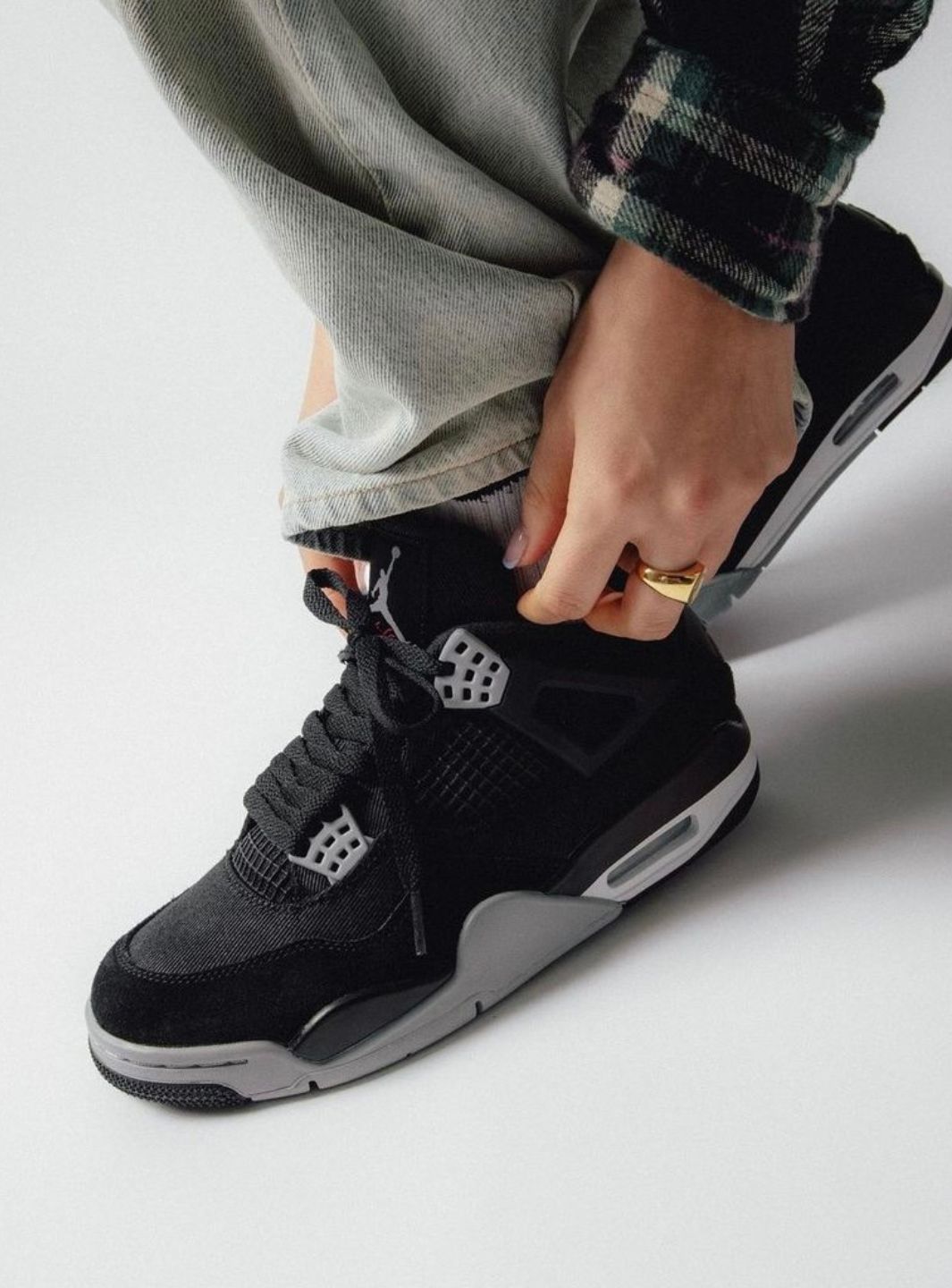 Air Jordan 4 Retro SE Black Canvas