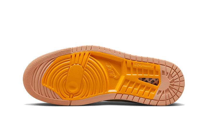 Air Jordan 1 High Zoom Air CMFT 2 Muslin Vivid Orange