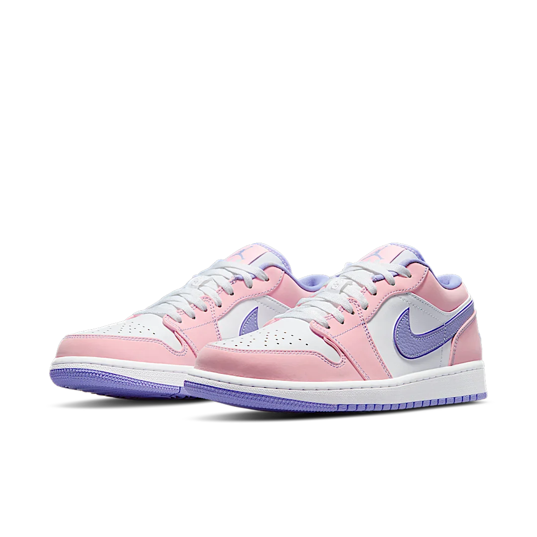 Air Jordan 1 Low SE Arctic Punch