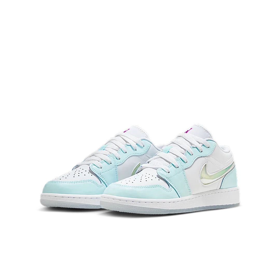 Air Jordan 1 Low SE Glacier Blue