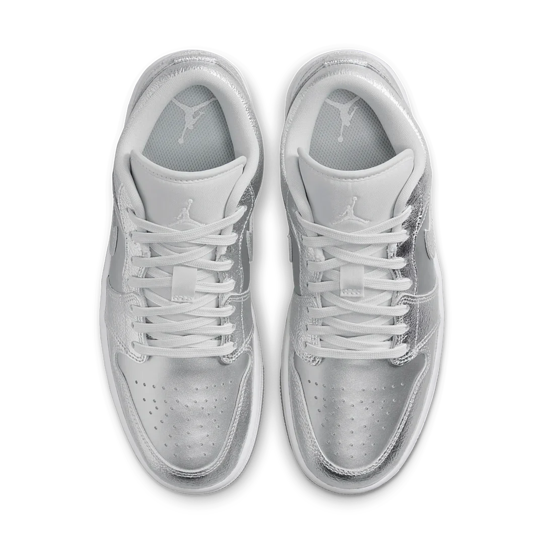 Air Jordan 1 Low SE Metallic Silver