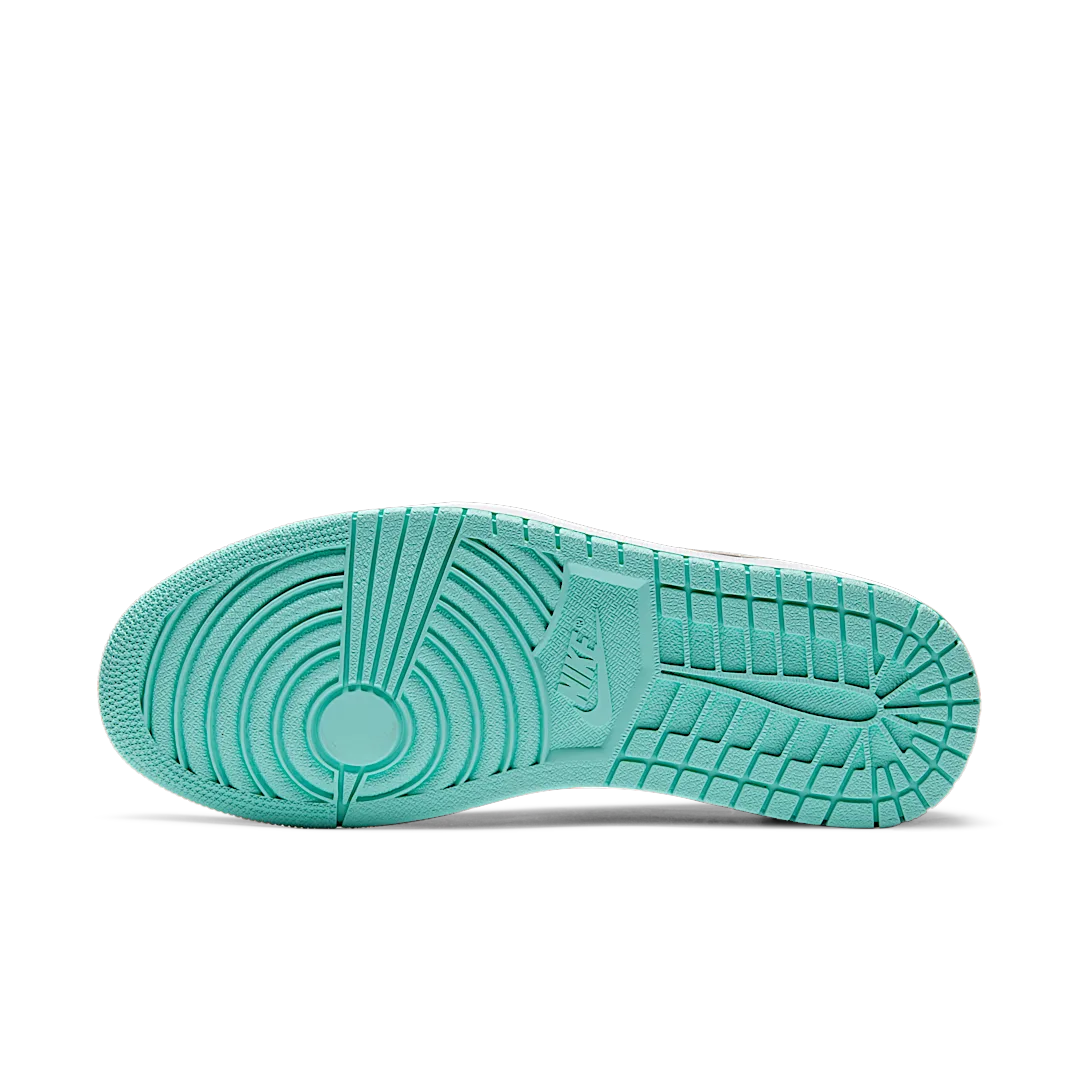 Air Jordan 1 Low SE Tropical Twist