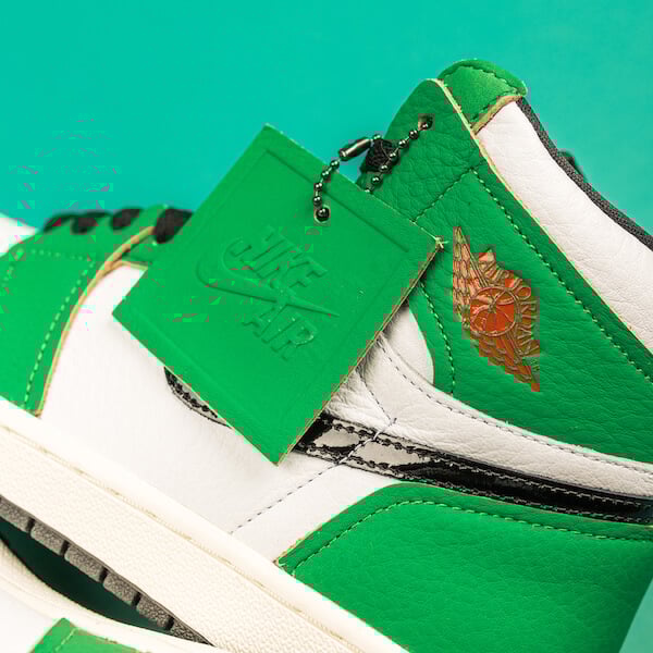 Air Jordan 1 Retro High Lucky Green