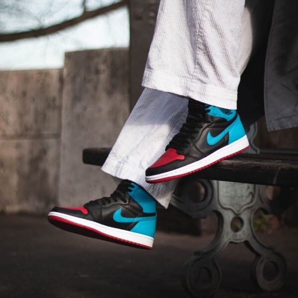 Air Jordan 1 Retro High NC to Chi