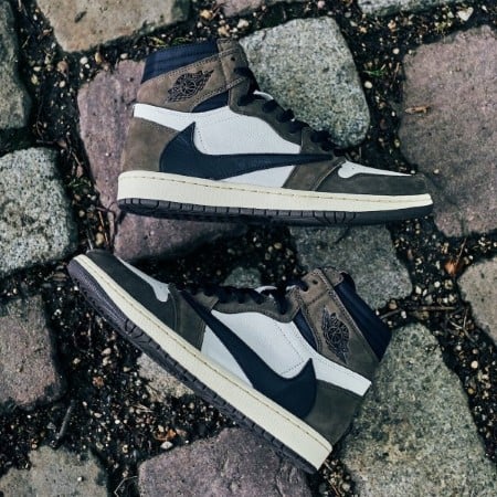 Air Jordan 1 Retro High OG SP Travis Scott Mocha