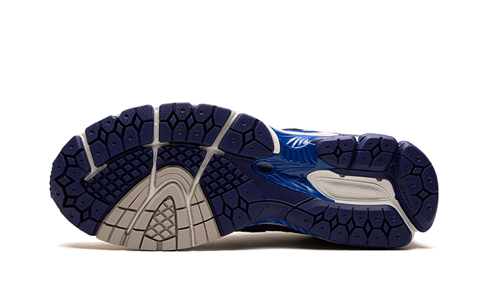 New Balance 860v2 Aime Leon Dore Blue