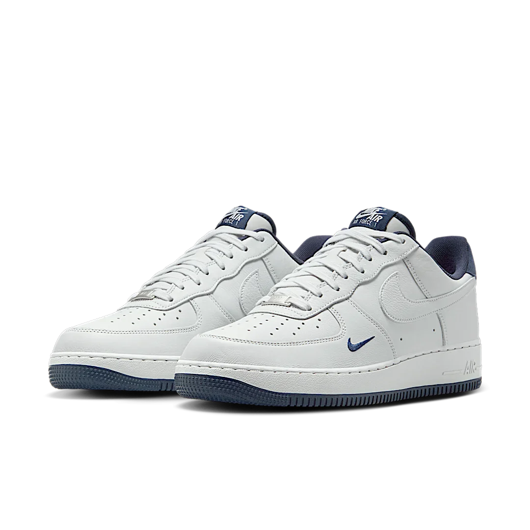 Nike Air Force 1 Low '07 LV8 Photon Dust Obsidian