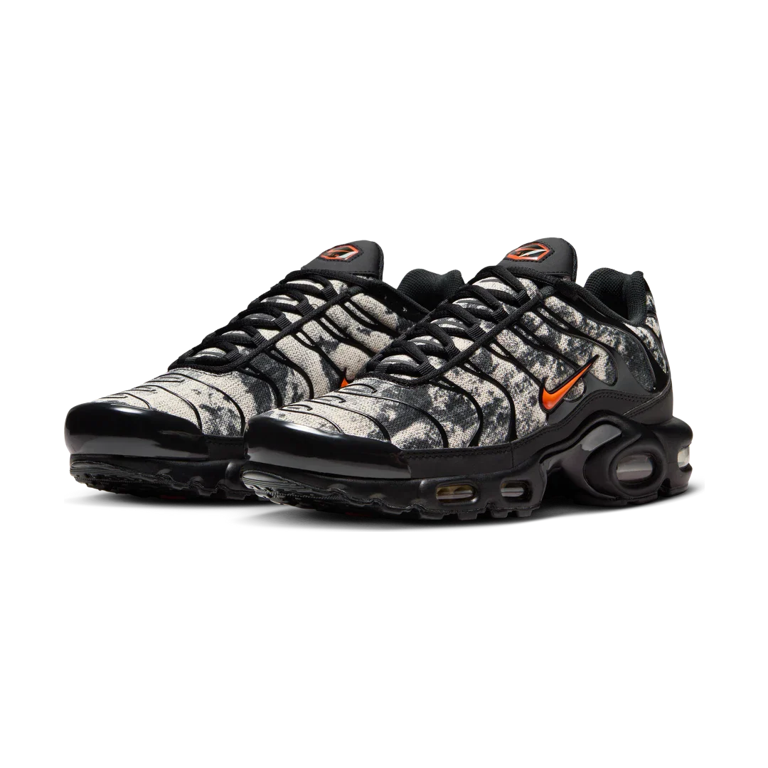 Nike Air Max Plus Camo Black Safety Orange