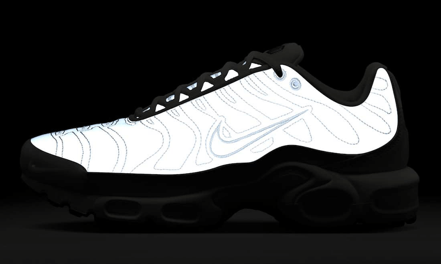 Nike Air Max Plus Platinum Tint