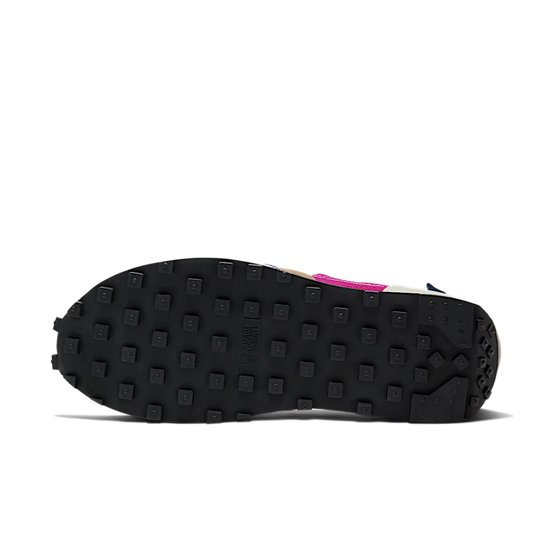 Nike Daybreak Type Cactus Flower