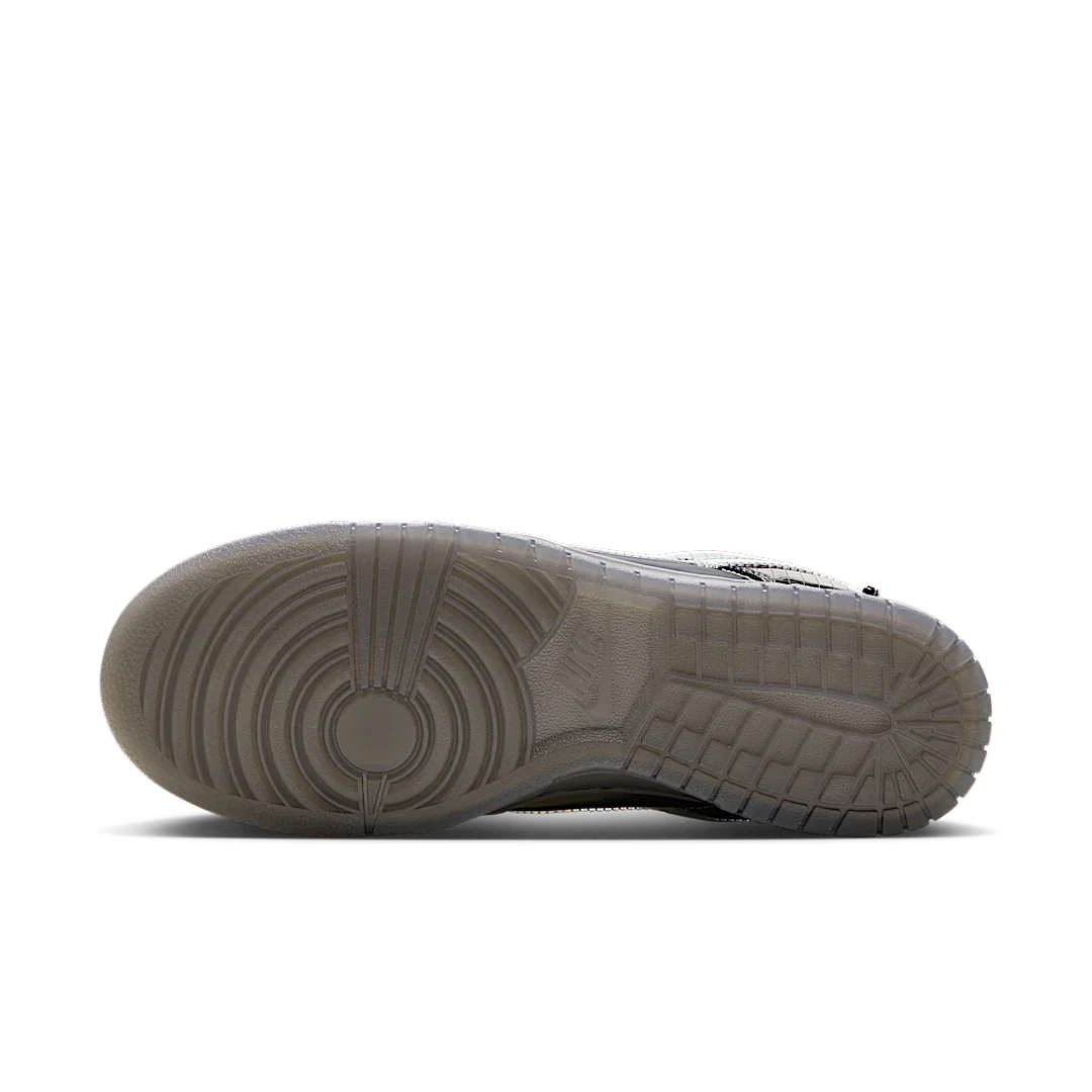 Nike Dunk Low BETRUE To Your DNA Hyperflat