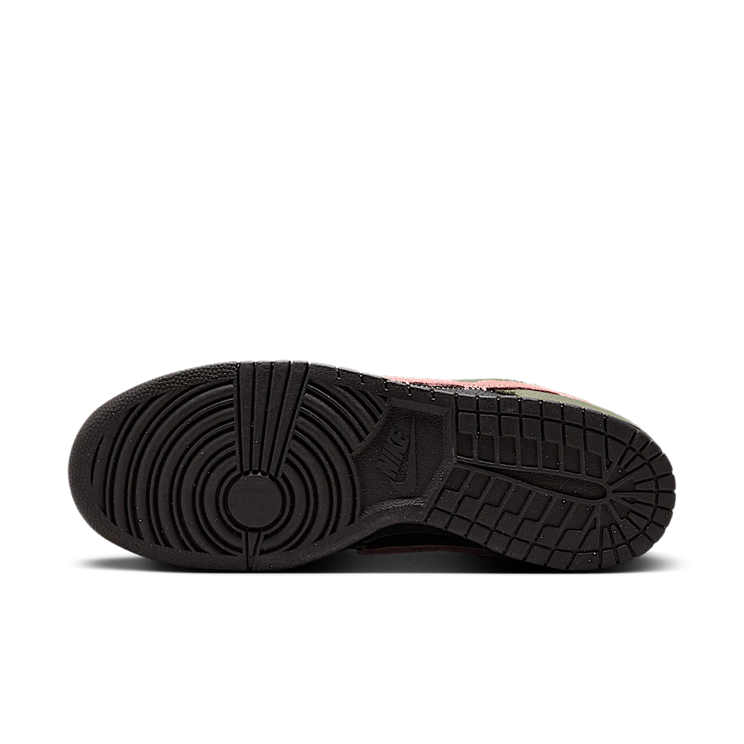 Nike Dunk Low Dunks Not Dead