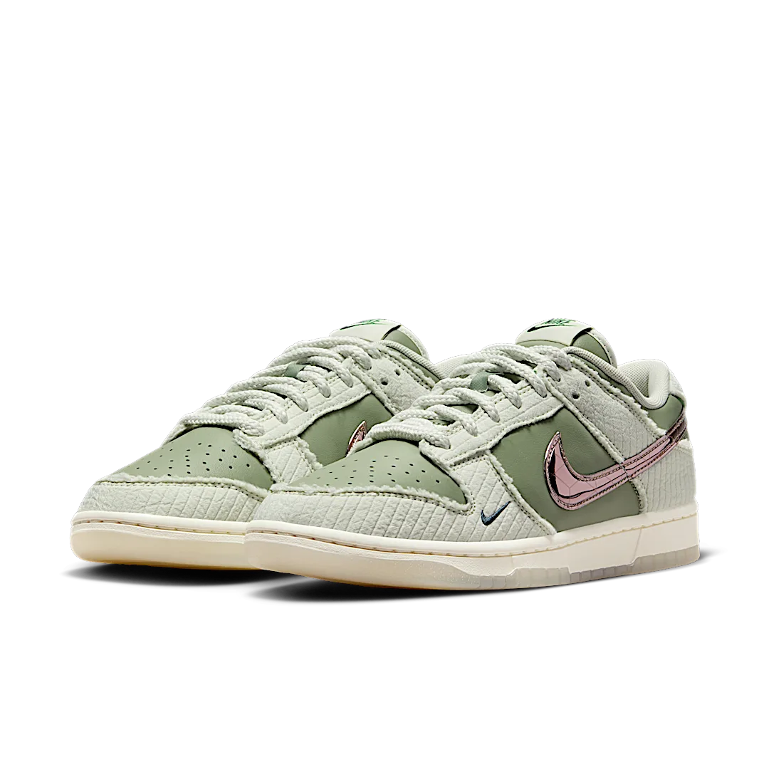 Nike Dunk Low Retro PRM Kyler Murray Be 1 of One