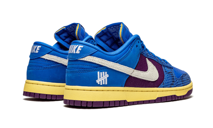 Nike Dunk Low Undefeated 5 On It Dunk vs. AF1