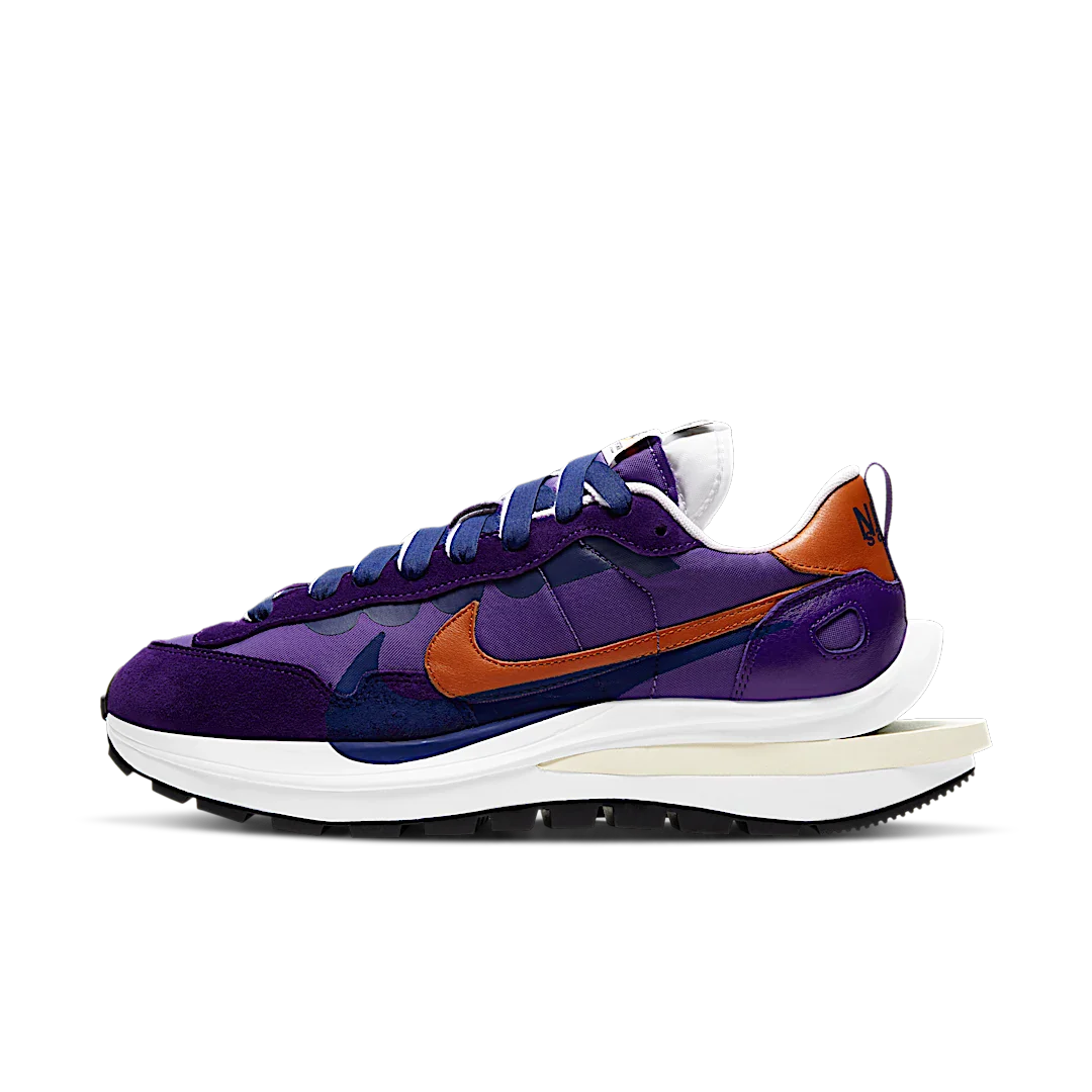 Nike Vaporwaffle sacai Dark Iris