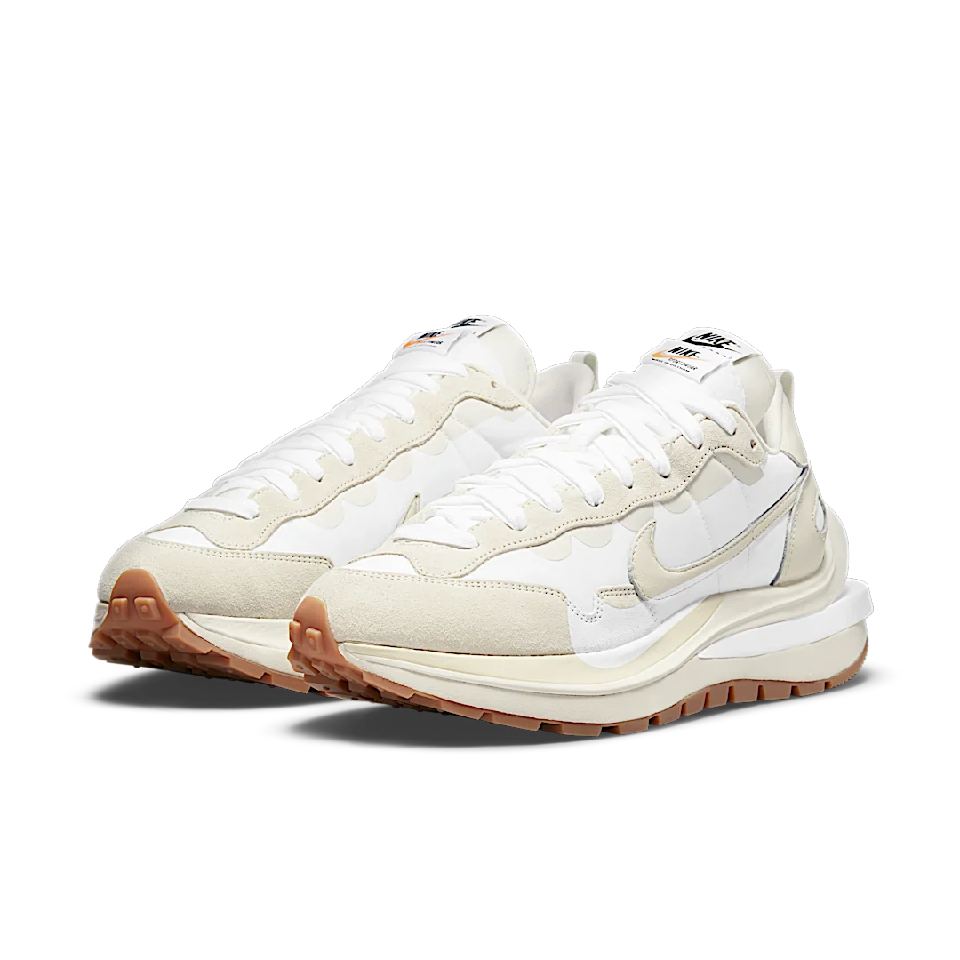 Nike Vaporwaffle sacai Sail Gum
