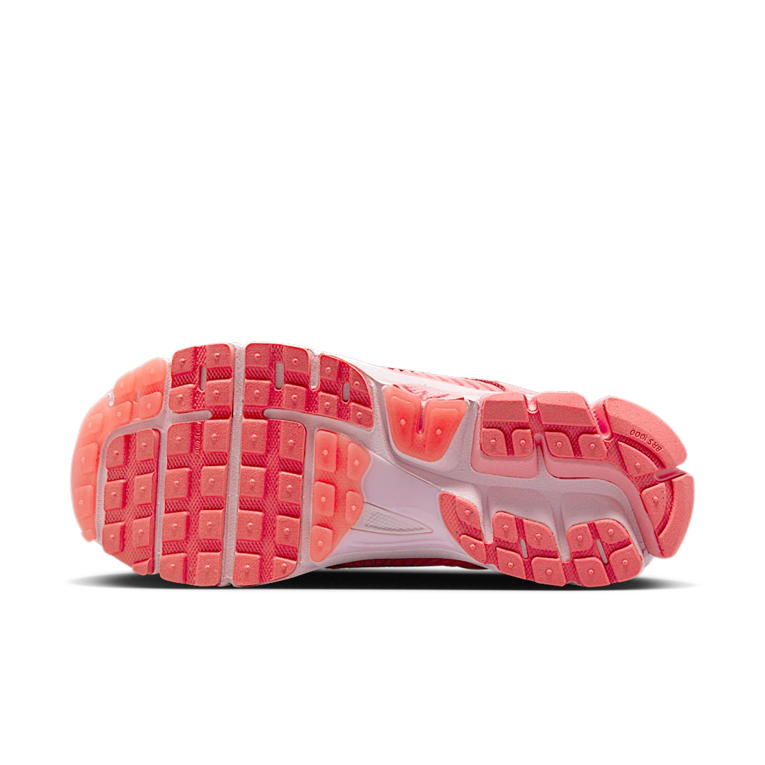 Nike Zoom Vomero 5 Coral Chalk Hot Punch