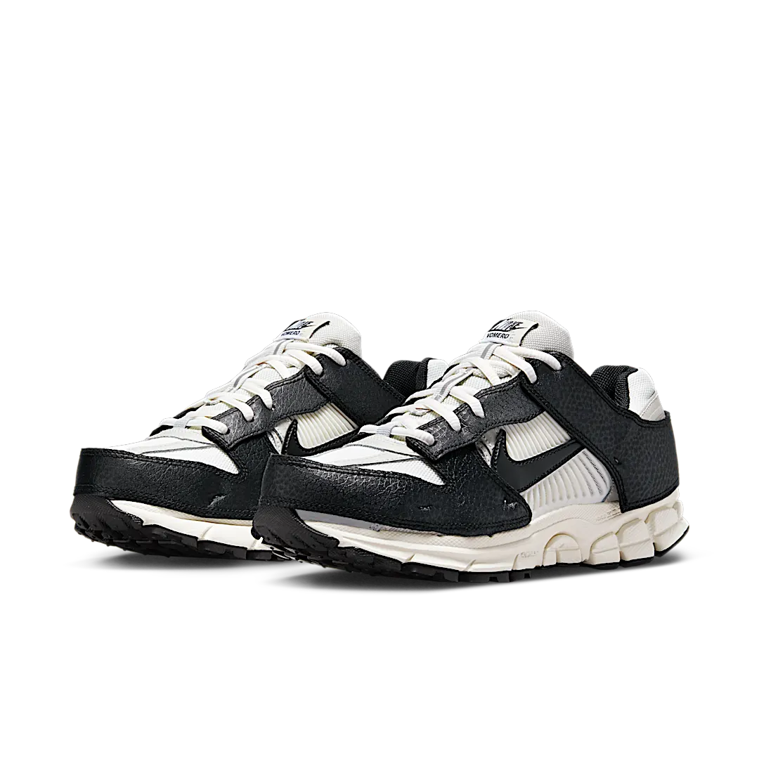 Nike Zoom Vomero 5 Timeless Panda Dunk