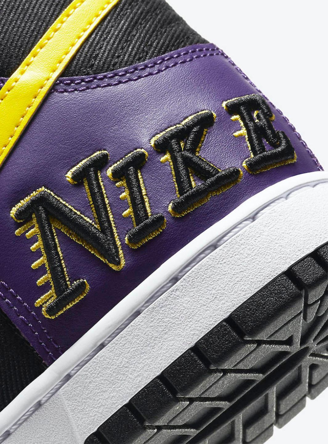 Nike Dunk High EMB Lakers