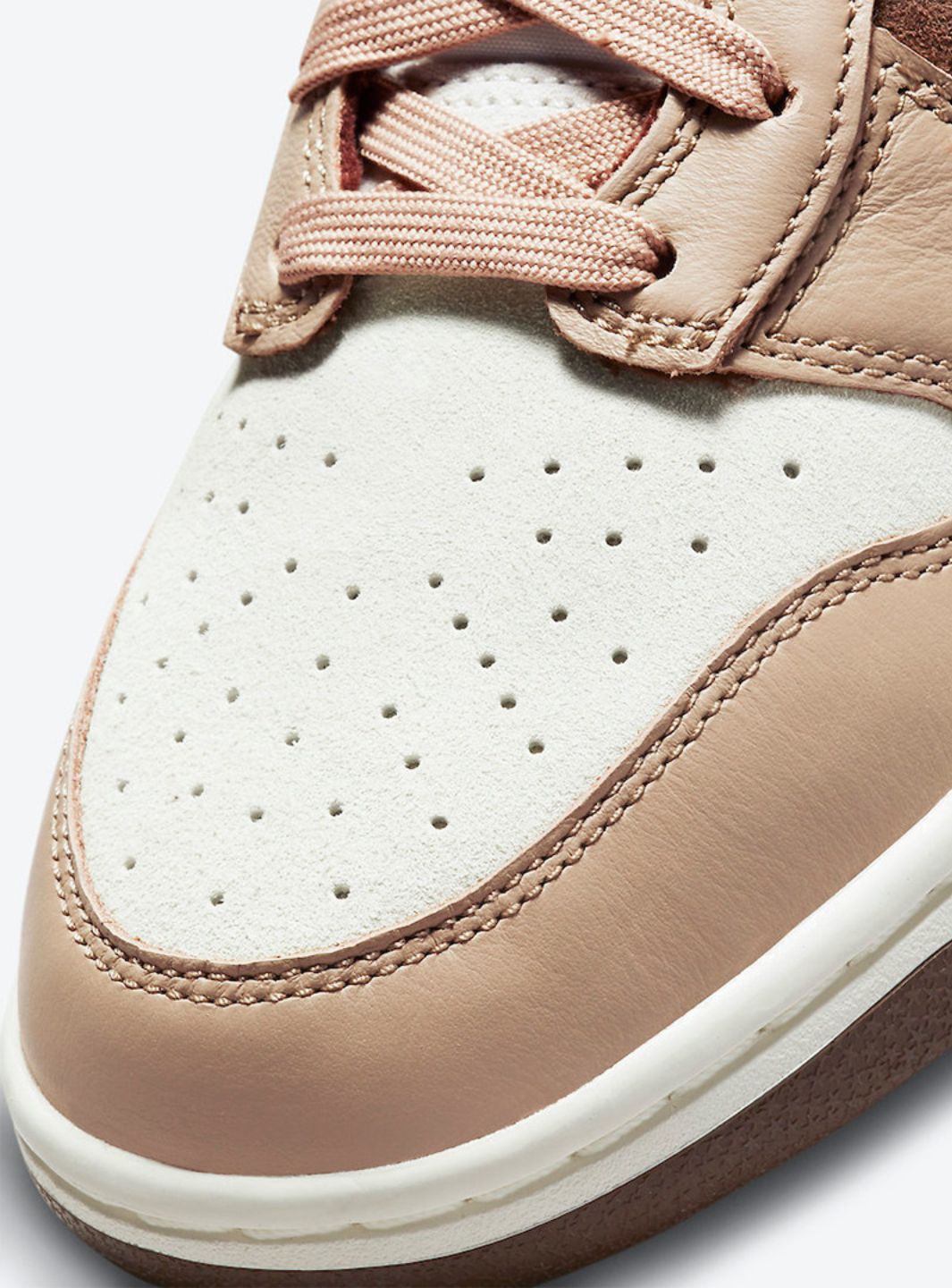 Nike Dunk High Light Chocolate