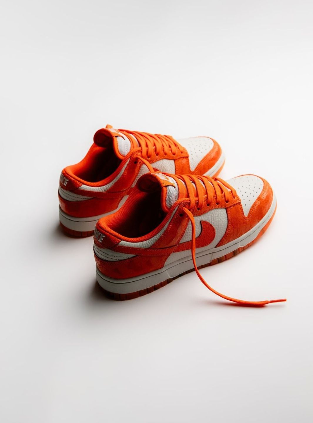 Nike Dunk Low Cracked Orange (W)