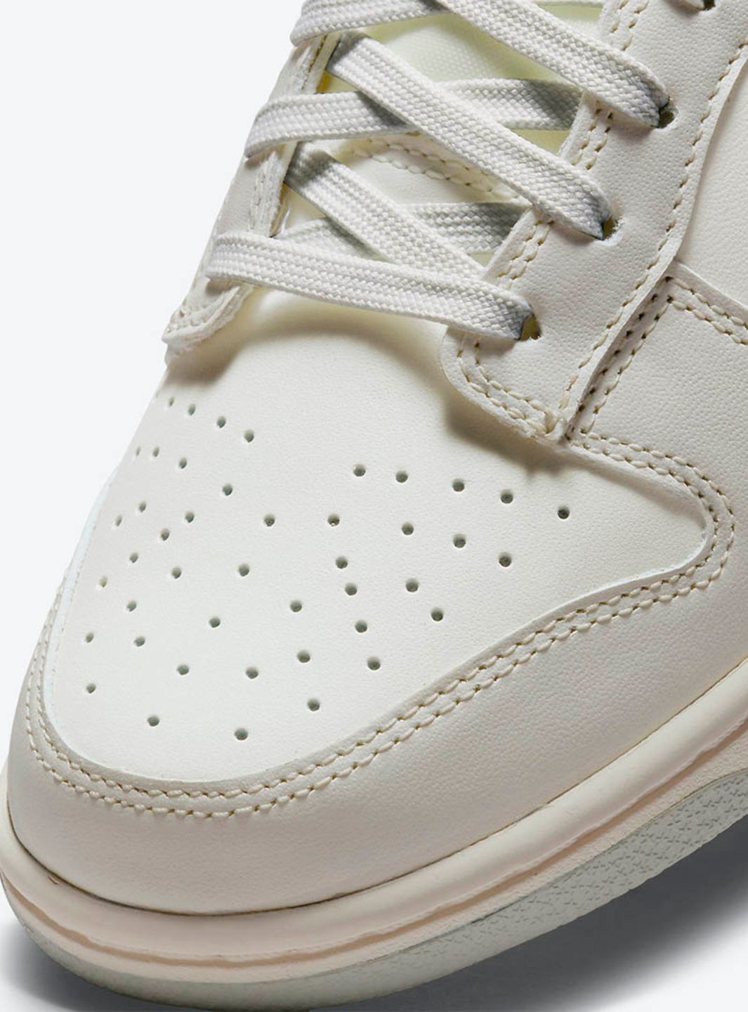 Nike Dunk Low Sail Light Bone