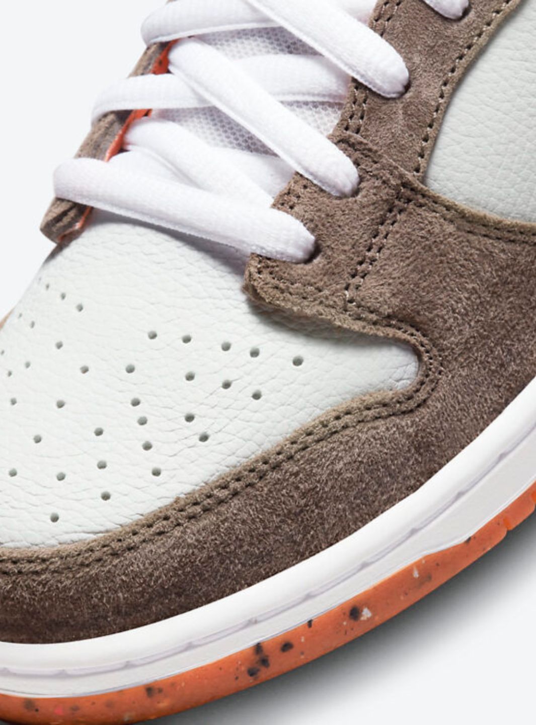 Nike SB Dunk Low Crushed D.C.