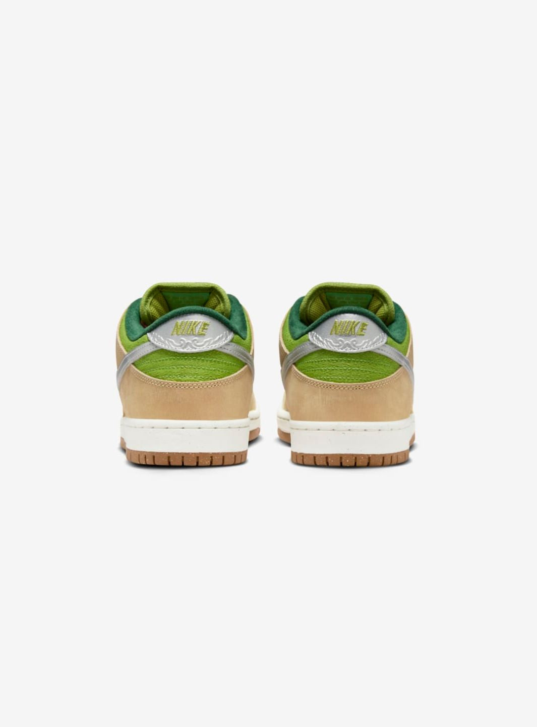Nike SB Dunk Low Escargot