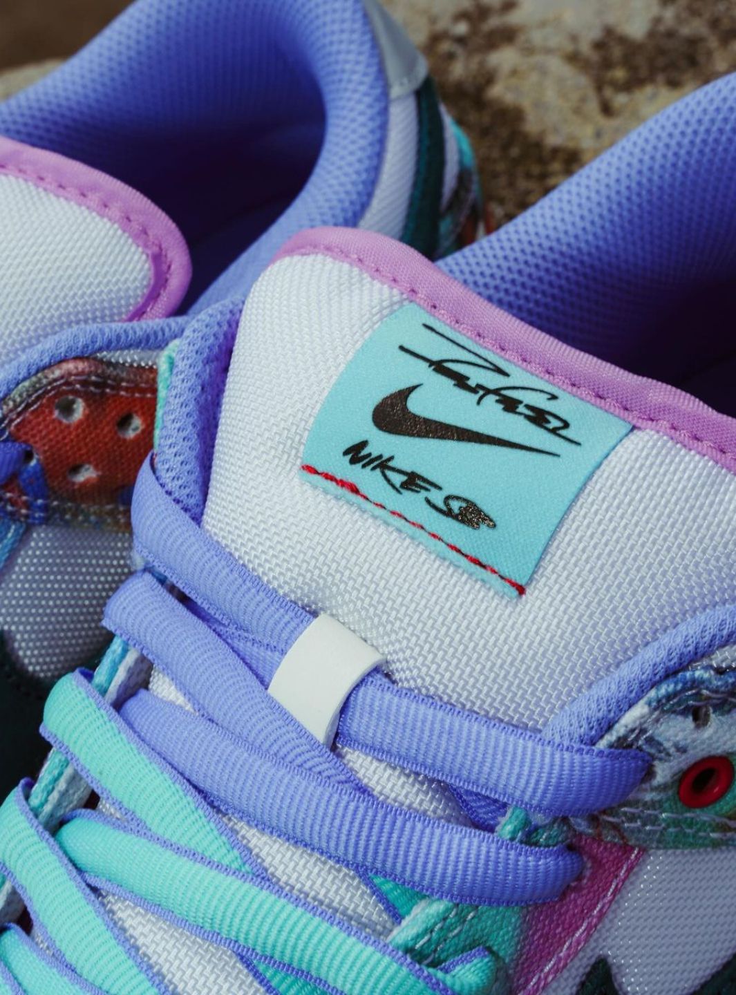 Nike SB Dunk Low Futura Laboratories Bleached Aqua