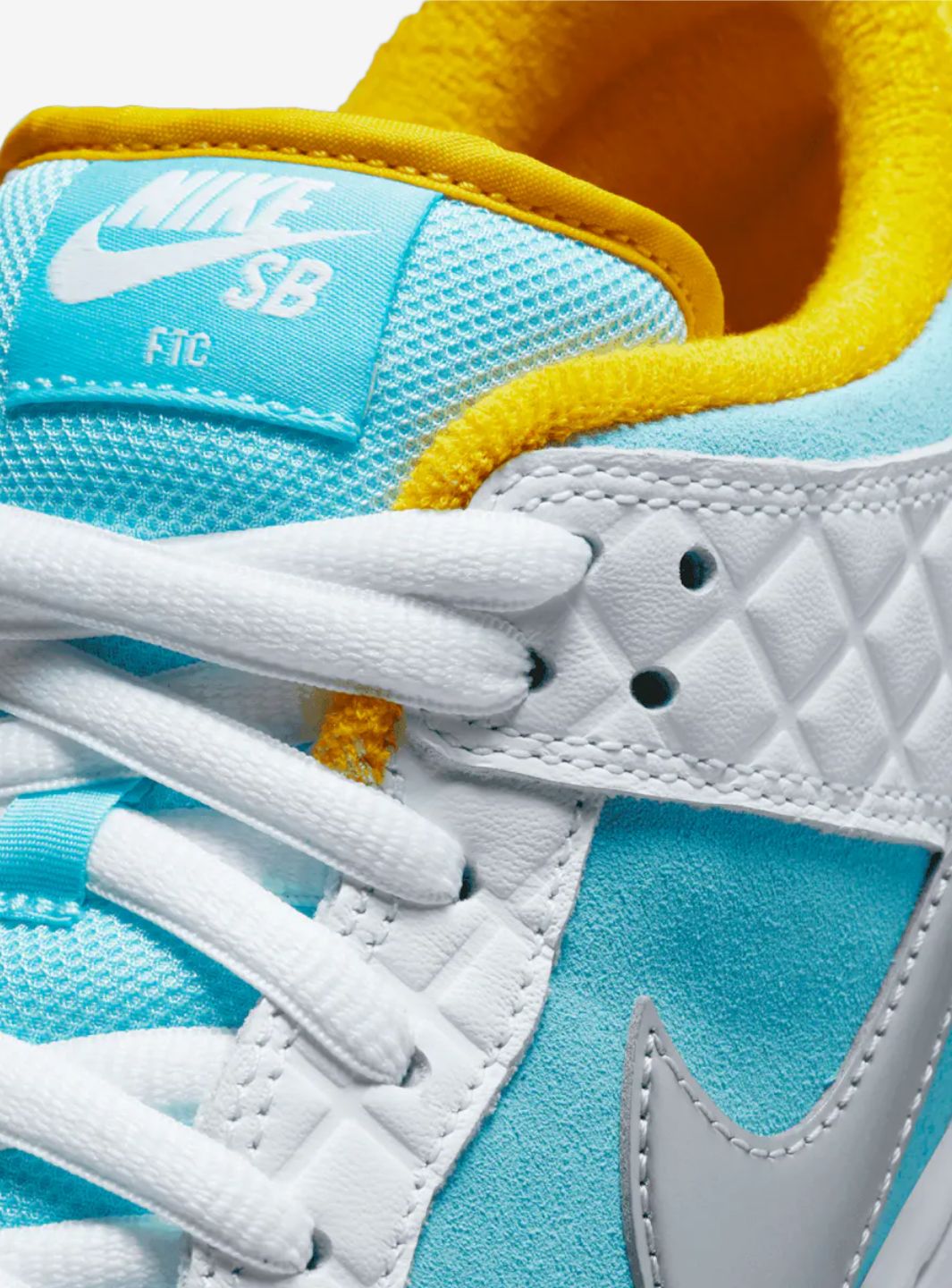 Nike SB Dunk Low Pro FTC Lagoon Pulse