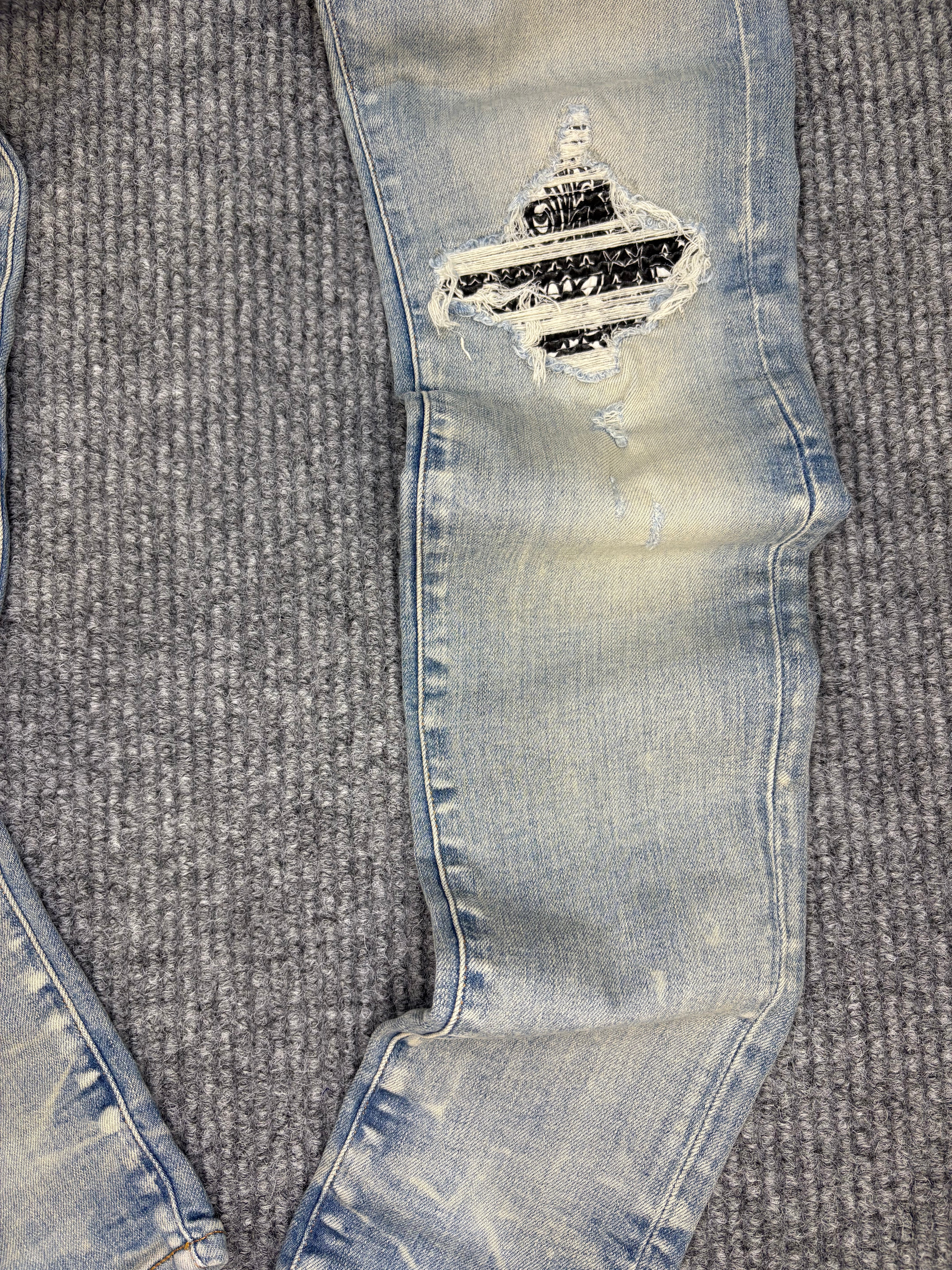 Amiri Bandana Distressed Pants 46