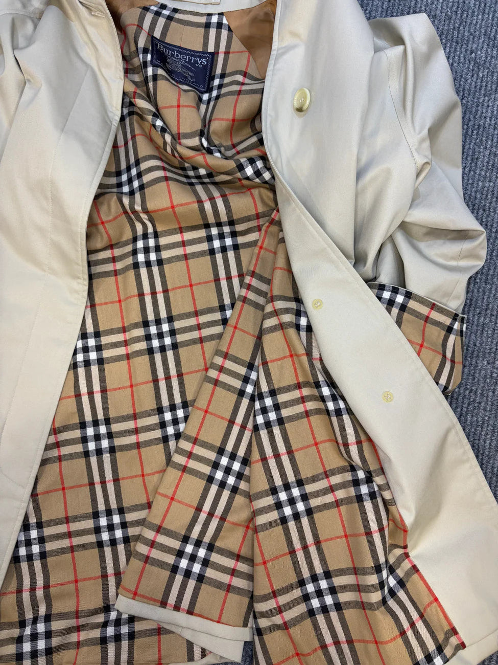 Burberry Trench Beige M