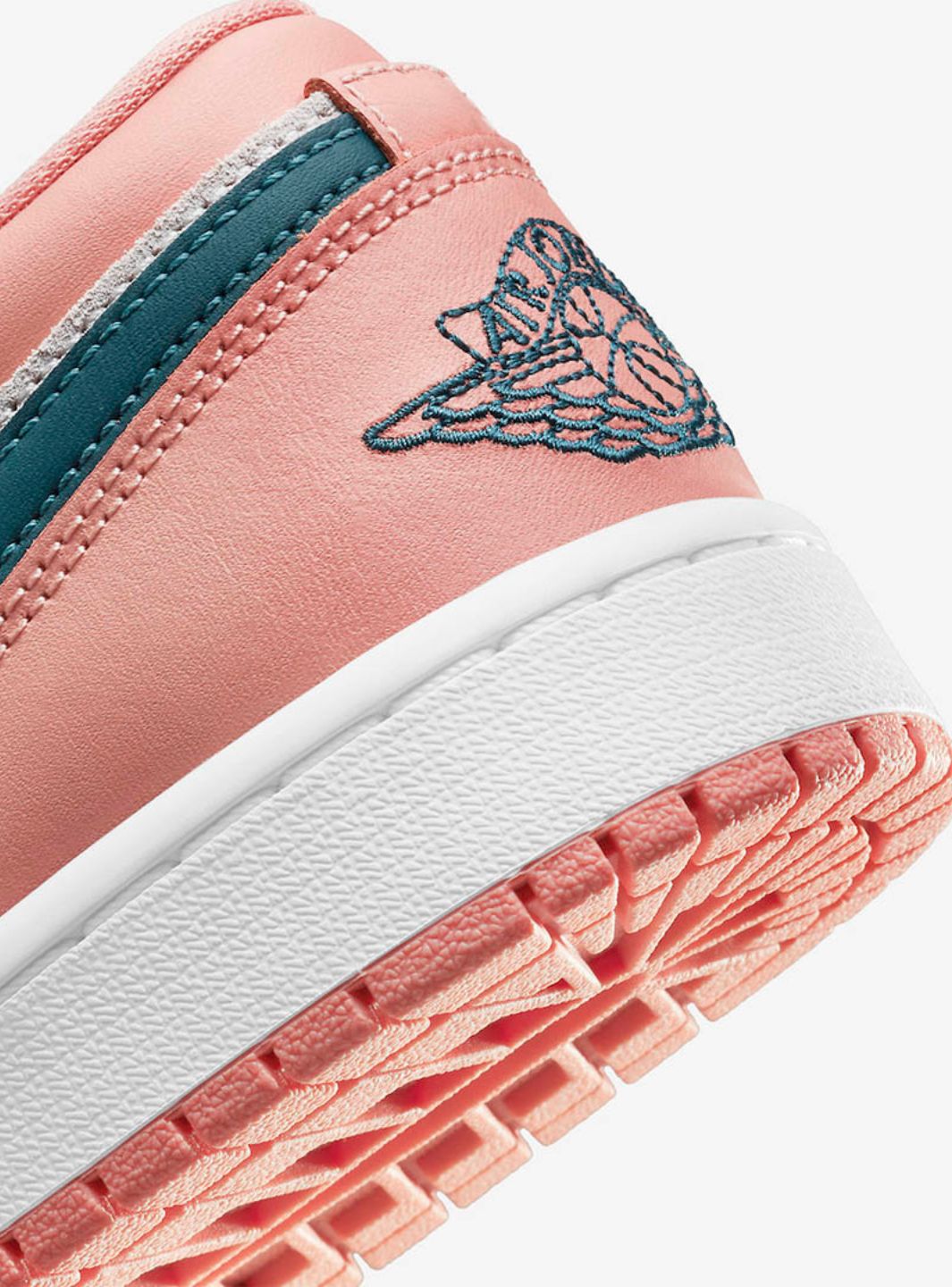 Air Jordan 1 Low Light Madder Root