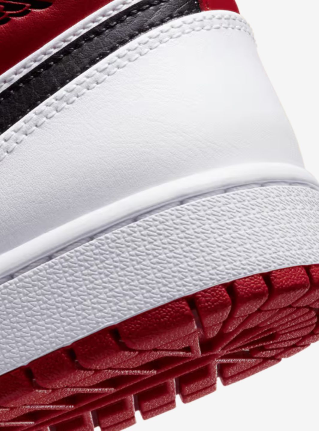 Air Jordan 1 Mid Chicago (2020)