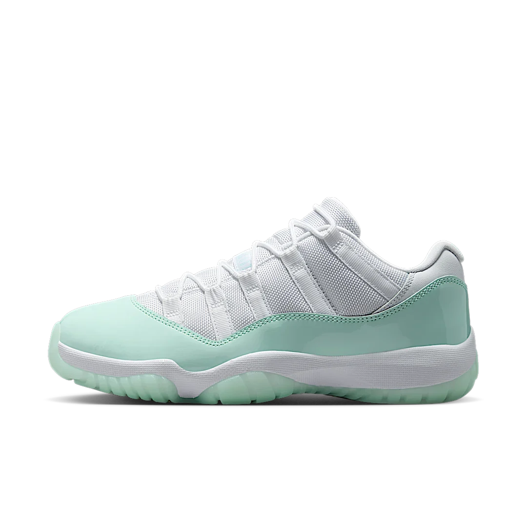 Air Jordan 11 Retro Low Igloo