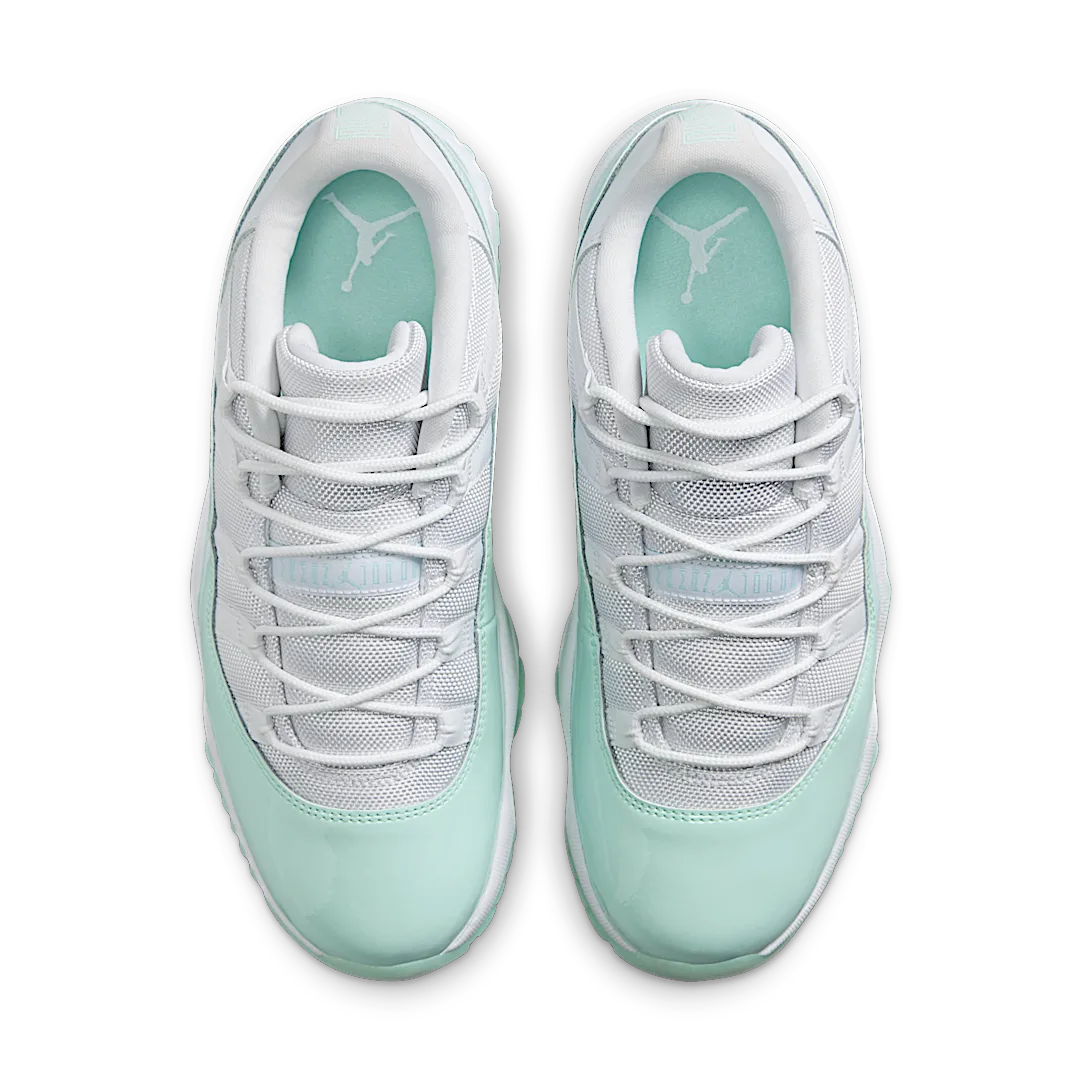 Air Jordan 11 Retro Low Igloo