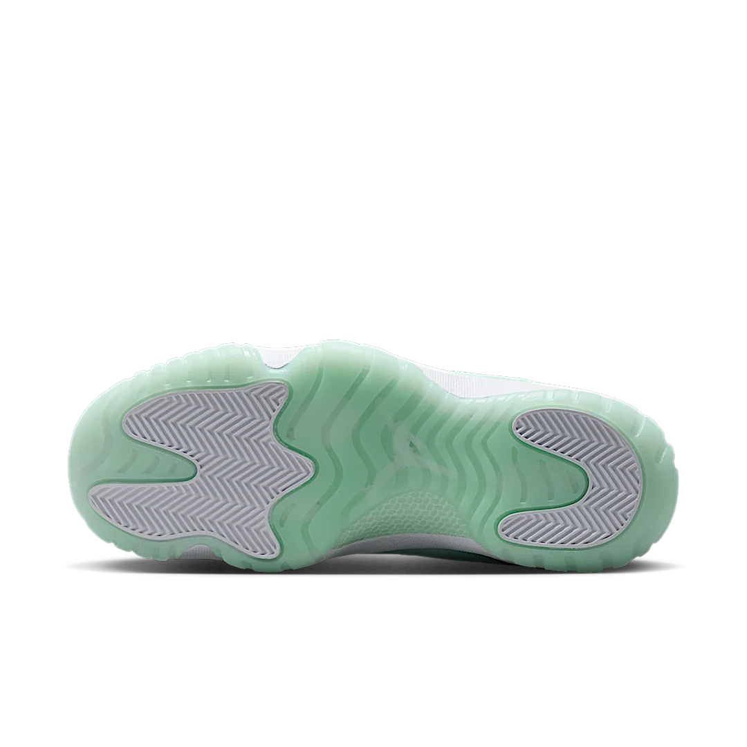 Air Jordan 11 Retro Low Igloo
