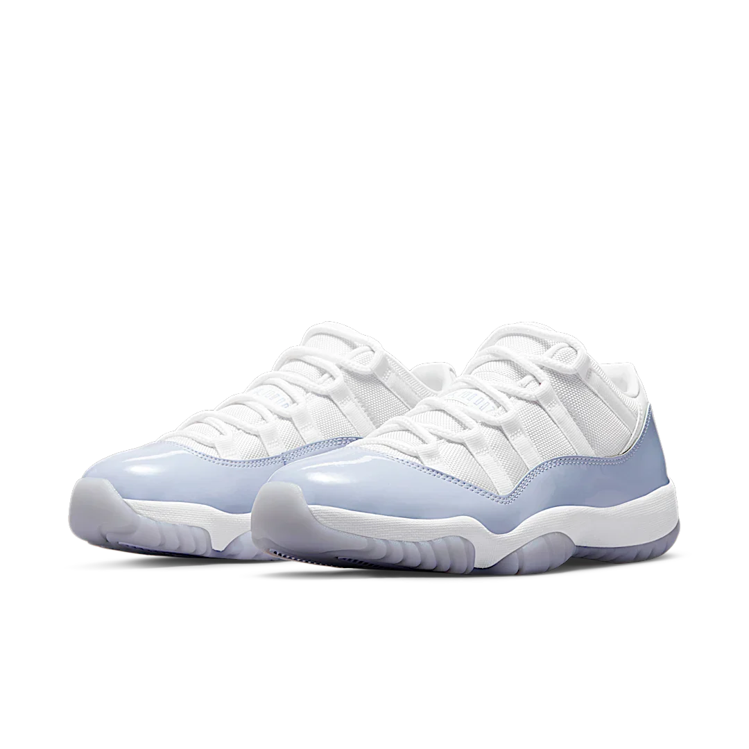 Air Jordan 11 Retro Low Pure Violet