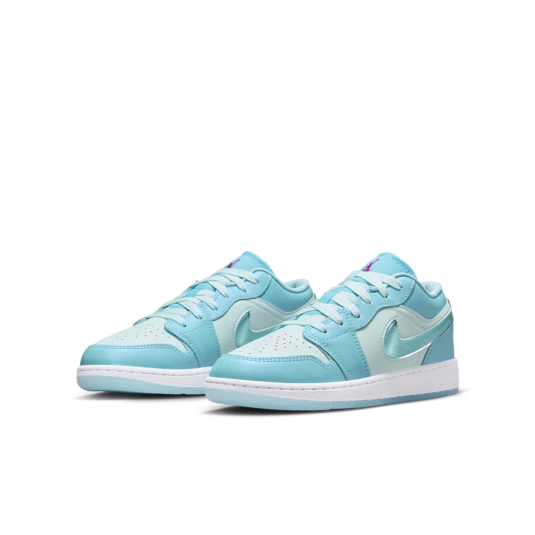 Air Jordan 1 Low SE Aquarius Blue