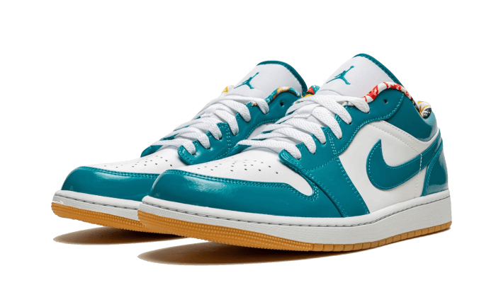Air Jordan 1 Low SE Barcelona Cyber Teal