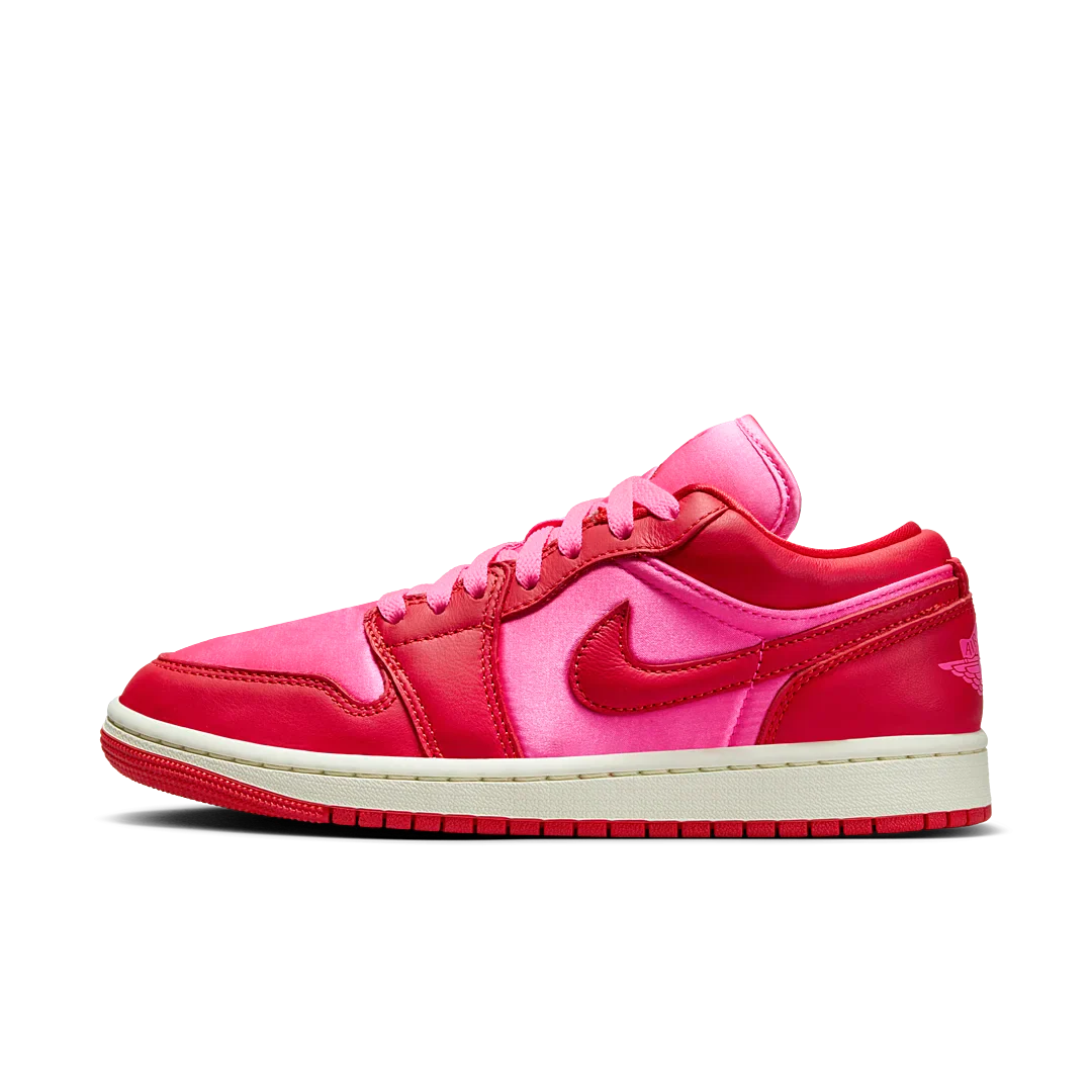 Air Jordan 1 Low SE Pink Blast