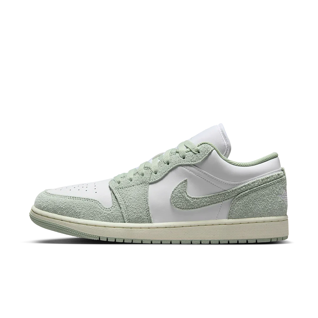 Air Jordan 1 Low SE Seafoam