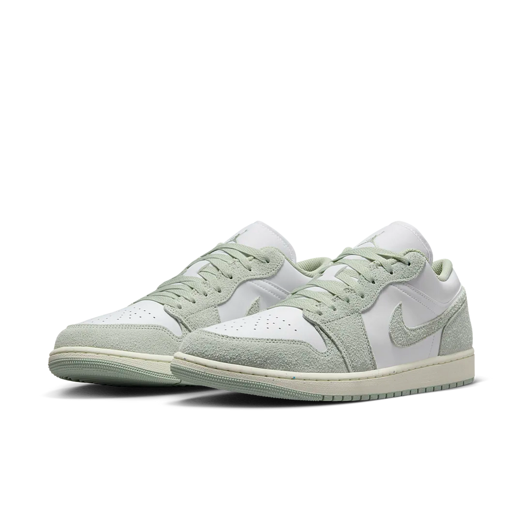 Air Jordan 1 Low SE Seafoam