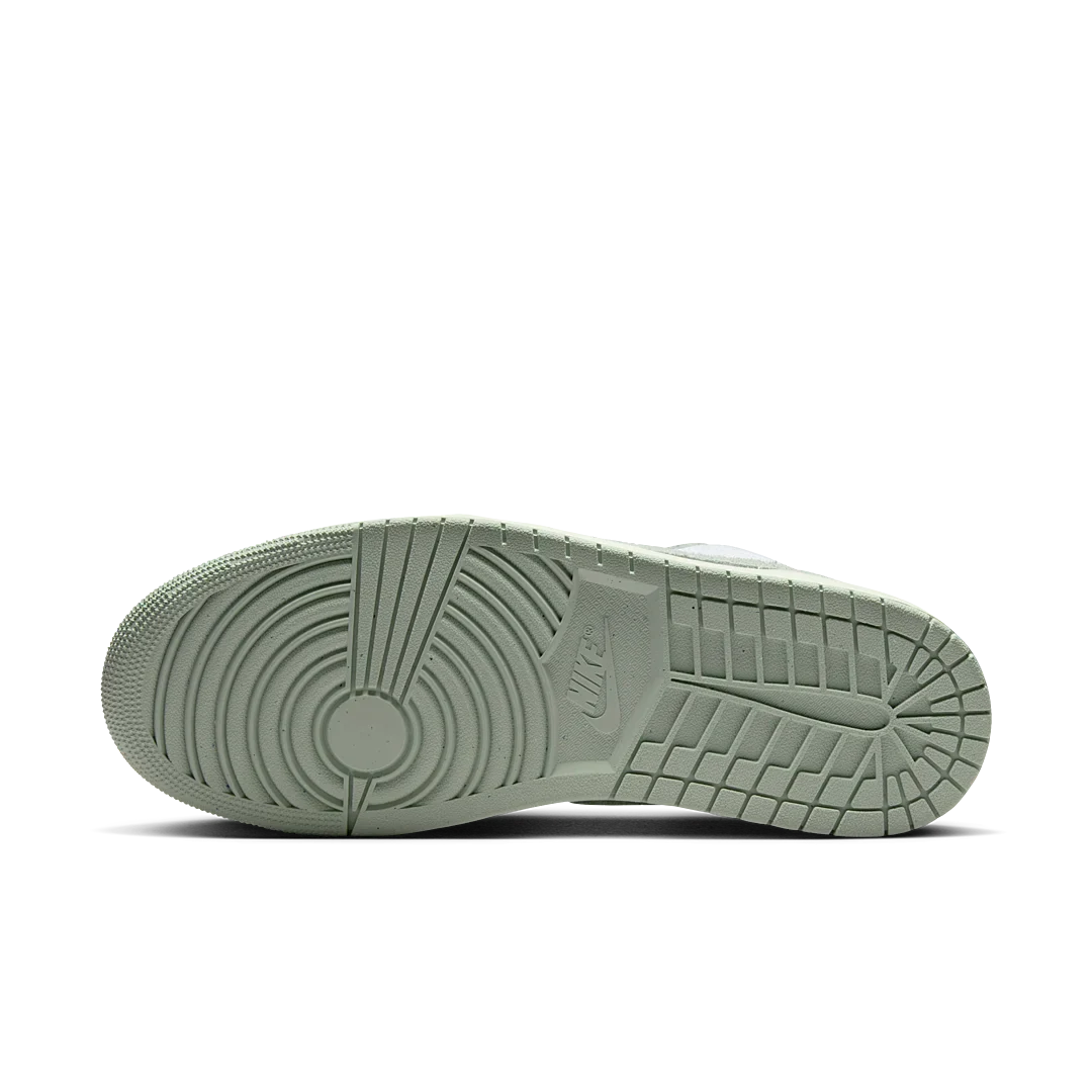 Air Jordan 1 Low SE Seafoam