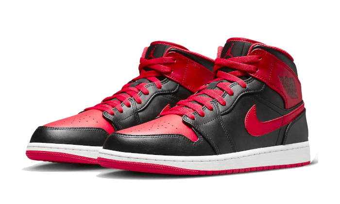 Air Jordan 1 Mid Alternate Bred